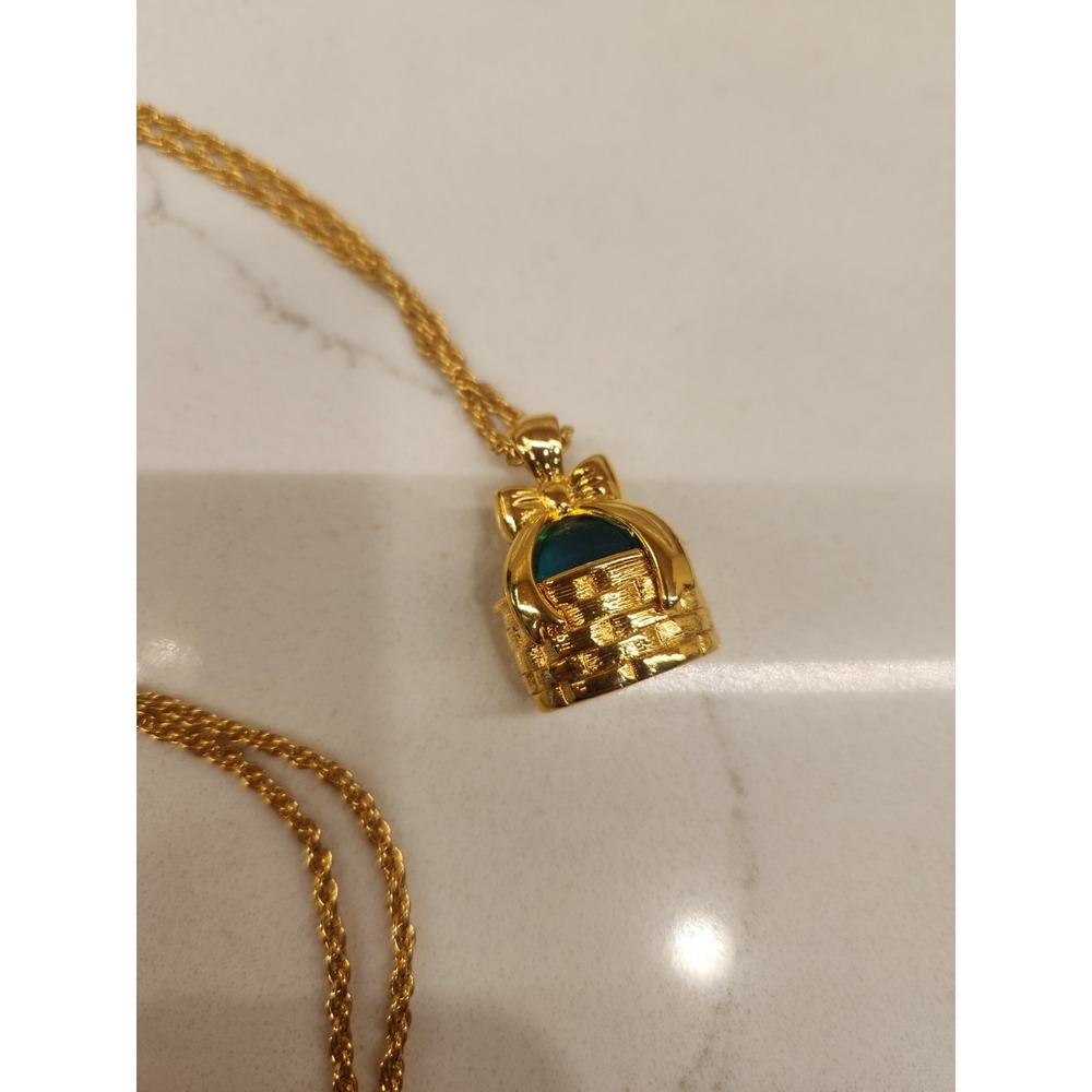 Joan Rivers Green Cabochon Spring Easter Basket Bow 36" Chain Pendant Necklace